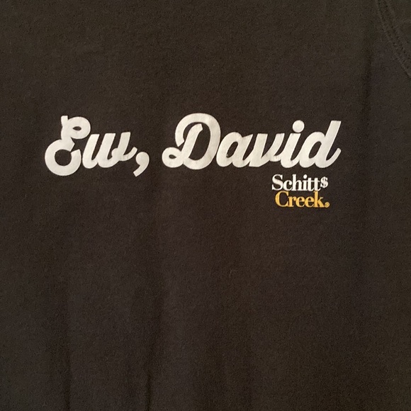 Schitt$ Creek T-Shirt & Tank Top 2-Pack Bundle Schitt’s Creek - Picture 5 of 7